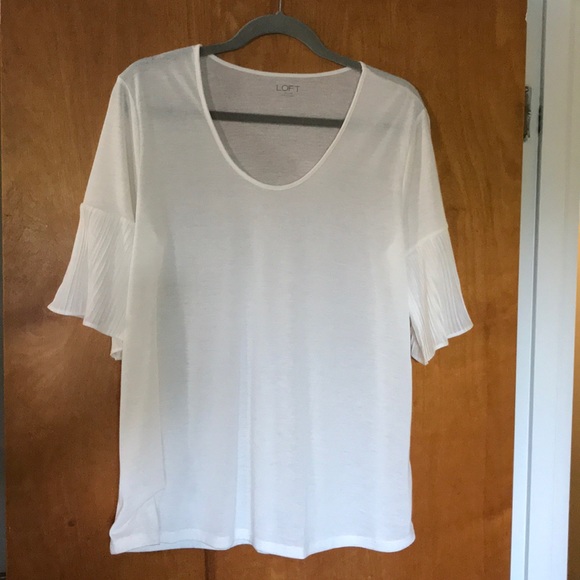 LOFT Tops - Pleated sleeve Tee by Loft